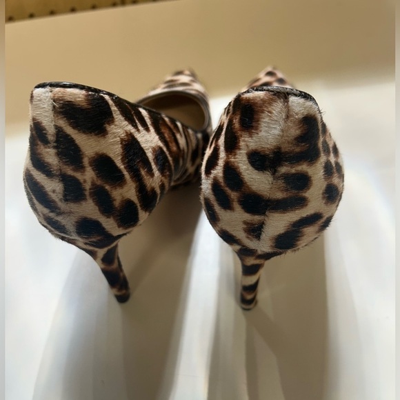 Tory Burch Leopard Print Women's Shoes - Picture 3 of 6